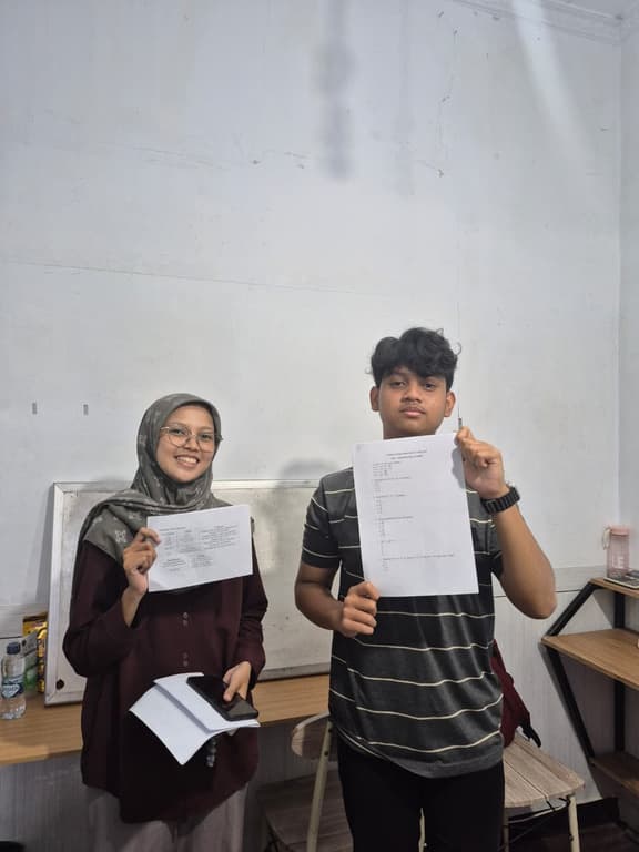 Kegiatan belajar Sara Azzahra